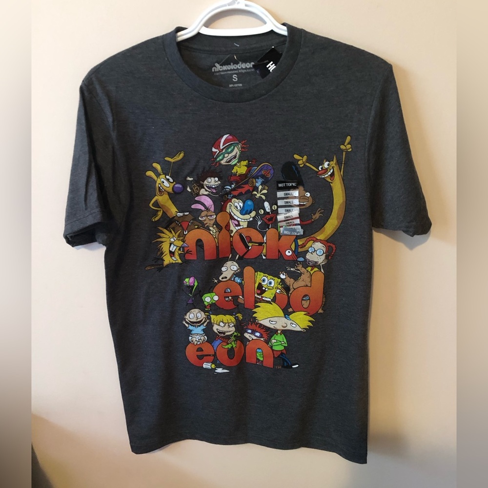 Nickelodeon T Shirt! Size: Small.